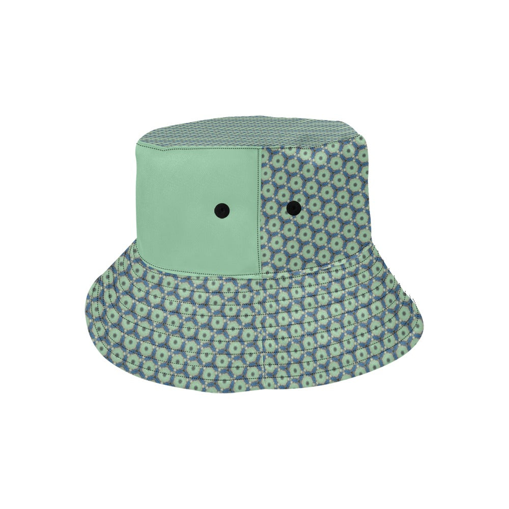 Play Your Hand...Queen Club #1 Bucket Hats