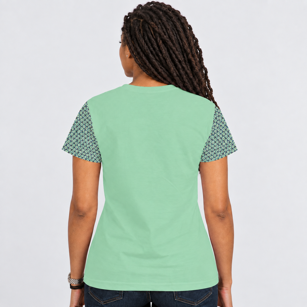 Play Your Hand...Queen Club #1 T-Shirts